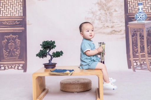 乐山宝宝总吐奶什么原因